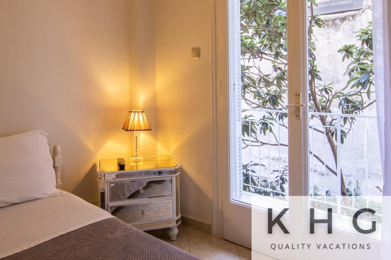 Retreat In Exarcheia Athens! Exterior photo
